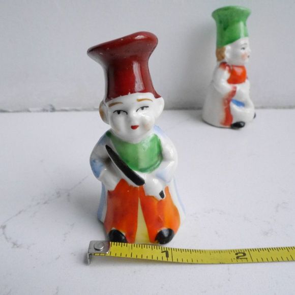 Vintage Ceramic Salt and Pepper Shaker Set - Two Japanese Chefs - Japan - Picture 8 of 8
